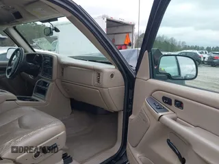 2004 Chevrolet Silverado 1500 with VIN 1GCEK19T14E193948, listed as a IAAI auction lot 41515676 with 188,289 mi miles and . Bid and sale history available at DreamBid. Image 5.