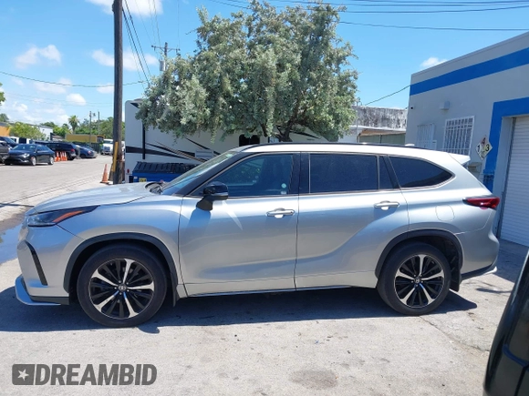 2021 Toyota Highlander XSE с VIN 5TDLZRBH2MS113445, выставлен на аукционе IAAI как лот 42578724 с пробегом 48 279 миль миль и . История ставок и продаж доступна на DreamBid. Изображение 14.
