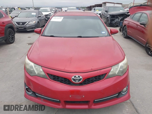 2013 Toyota Camry L with VIN 4T1BF1FK1DU662864, listed as a IAAI auction lot 42035529 with 235,460 mi miles. Bid and sale history available at carsss.com. Image 12.