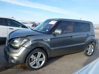 2011 Kia Soul + with VIN KNDJT2A27B7215666, listed as a IAAI auction lot 41600060 with 185,480 mi miles. Bid and sale history available at carsss.com. Image 14.