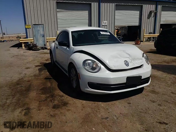 2015 Volkswagen Beetle Fleet Edition z VIN 3VWF17AT6FM615471, wystawiony jako Copart lot #52740305 z przebiegiem 99 537 mil mil oraz Szkoda całkowita • Salvage title. Historia ofert i sprzedaży dostępna na DreamBid. Obrazek 11.