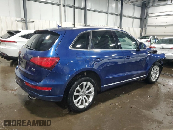 2014 Audi Q5 Premium Plus with VIN WA1LFAFP4EA002240, listed as a Copart auction lot 44622305 with 204,010 mi miles and Salvage Title. Bid and sale history available at carsss.com. Image 3.