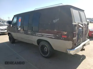 1989 Chevrolet Chevy Van z VIN 1GBEG25K4K7168245, wystawiony jako Copart lot #60162924 z przebiegiem 22 708 mil mil oraz Szkody całkowita. Historia ofert i sprzedaży dostępna na DreamBid. Obrazek 2.