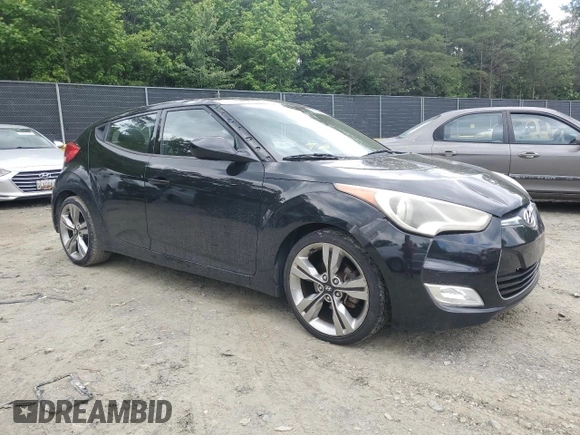2013 Hyundai Veloster w/Gray Int z VIN KMHTC6AD2DU106887, wystawiony jako Copart lot #58149635 z przebiegiem 159 914 mil mil oraz Szkoda całkowita • Salvage title. Historia ofert i sprzedaży dostępna na DreamBid. Obrazek 4.
