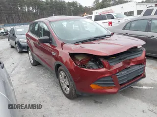 2015 Ford Escape S with VIN 1FMCU0F75FUA21784, listed as a IAAI auction lot 41625255 with 179,885 mi miles. Bid and sale history available at carsss.com. Image 1.