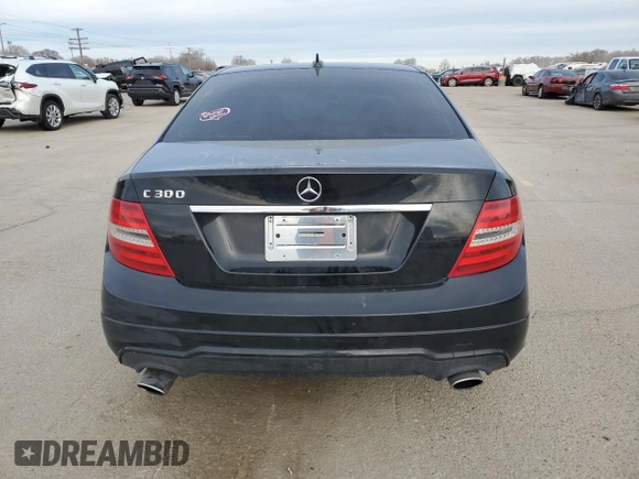 2013 Mercedes-Benz C 300 Sport с VIN WDDGF8AB7DR272984, выставлен на аукционе Copart как лот 47308325 с пробегом 94 740 миль миль и Списание • Salvage title. История ставок и продаж доступна на DreamBid. Изображение 6.