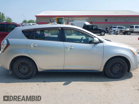 2009 Pontiac Vibe z VIN 5Y2SM67059Z447387, wystawiony jako IAAI lot #42404255 z przebiegiem 181 295 mil mil oraz . Historia ofert i sprzedaży dostępna na DreamBid. Obrazek 14.