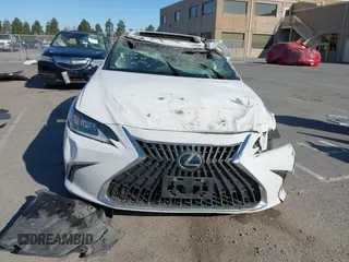2022 Lexus ES with VIN 58ACZ1B16NU122915, listed as a IAAI auction lot 41891989 with 67,335 mi miles. Bid and sale history available at carsss.com. Image 13.