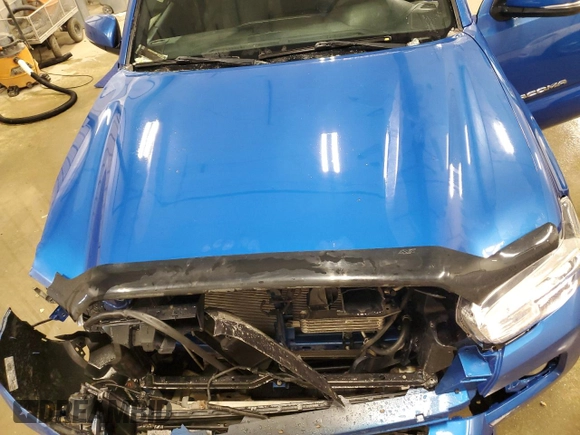 2016 Toyota Tacoma SR with VIN 3TMCZ5AN0GM019083, listed as a Copart auction lot 45275535 with 92,626 mi miles and Clean Title. Bid and sale history available at DreamBid. Image 11.