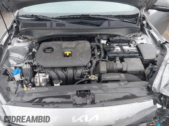 2023 Kia Forte GT-Line z VIN 3KPF54AD8PE602683, wystawiony jako IAAI lot #41444418 z przebiegiem 52 229 mil mil oraz . Historia ofert i sprzedaży dostępna na DreamBid. Obrazek 10.