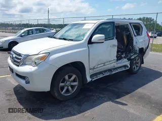 2012 Lexus GX 460 Premium z VIN JTJJM7FX0C5048317, wystawiony jako IAAI lot #42369797 z przebiegiem 195 737 mil mil oraz . Historia ofert i sprzedaży dostępna na DreamBid. Obrazek 2.