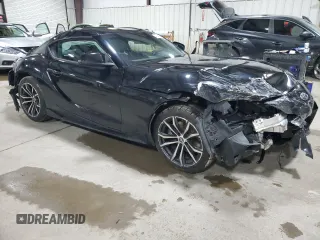 2021 Toyota GR Supra 2.0 with VIN WZ1DB2C0XMW044031, listed as a Copart auction lot 47204675 with 0 mi miles and Salvage Title. Bid and sale history available at carsss.com. Image 4.