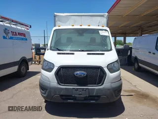 2020 Ford Transit z VIN 1FDBW5Z8XLKA32374, wystawiony jako IAAI lot #42468266 z przebiegiem 80 934 mil mil oraz . Historia ofert i sprzedaży dostępna na DreamBid. Obrazek 12.