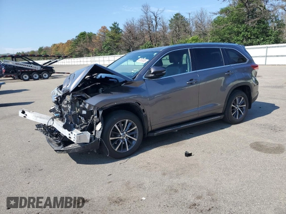 2017 Toyota Highlander XLE with VIN 5TDJZRFHXHS460934, listed as a Copart auction lot 62609385 with 57,809 mi miles and Salvage title. Bid and sale history available at DreamBid. Image 1.