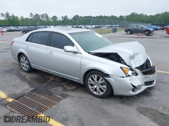 2008 Toyota Avalon XL with VIN 4T1BK36B78U271585, listed as a IAAI auction lot 42088439 with 360,080 mi miles and . Bid and sale history available at carsss.com. Image 1.