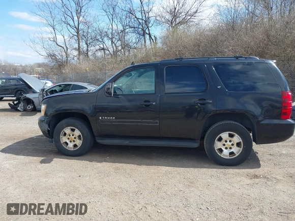 2009 Chevrolet Tahoe 1LT z VIN 1GNFK23069R150402, wystawiony jako IAAI lot #41900889 z przebiegiem 200 788 mil mil oraz . Historia ofert i sprzedaży dostępna na DreamBid. Obrazek 15.
