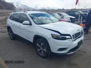 2020 Jeep Cherokee Limited z VIN 1C4PJMDX8LD544589, wystawiony jako IAAI lot #41772901 z przebiegiem 65 261 mil mil oraz . Historia ofert i sprzedaży dostępna na DreamBid. Obrazek 1.