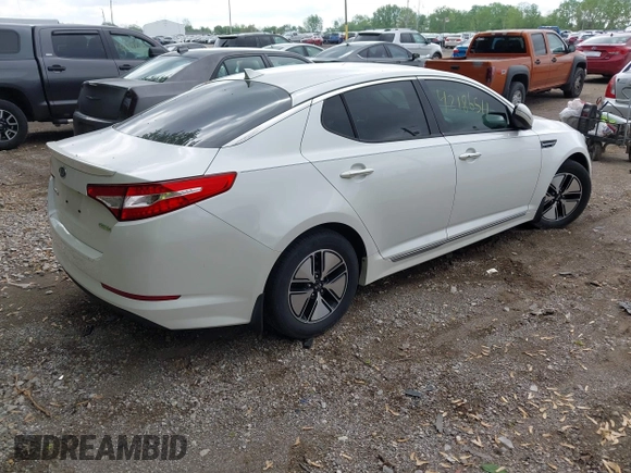 2012 Kia Optima Hybrid with VIN KNAGM4AD6C5014582, listed as a IAAI auction lot 42186511 with 172,517 mi miles. Bid and sale history available at carsss.com. Image 4.