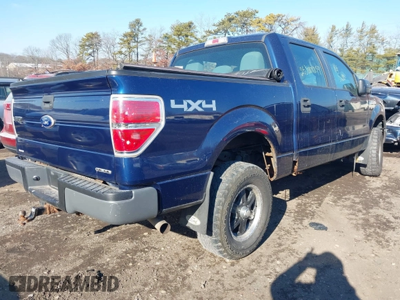 2011 Ford F-150 XL with VIN 1FTFW1EF9BFD05864, listed as a IAAI auction lot 41415000 with 999,999 mi miles. Bid and sale history available at carsss.com. Image 4.