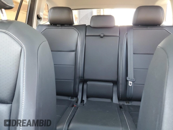 2021 Volkswagen Tiguan SE with VIN 3VV3B7AX6MM078802, listed as a Copart auction lot 61371795 with 69,967 mi miles and Salvage title. Bid and sale history available at DreamBid. Image 10.