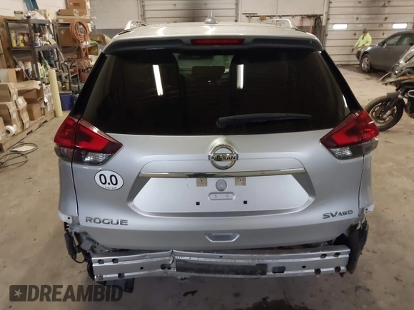 2019 Nissan Rogue SV with VIN KNMAT2MV3KP525593, listed as a IAAI auction lot 42044497 with 122,176 mi miles. Bid and sale history available at carsss.com. Image 17.