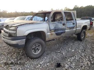 2003 Chevrolet Silverado 1500HD LS z VIN 1GCGK13UX3F142788, wystawiony jako Copart lot #74943634 z przebiegiem Nie podano mil oraz Szkoda całkowita • Salvage title. Historia ofert i sprzedaży dostępna na DreamBid. Obrazek 1.