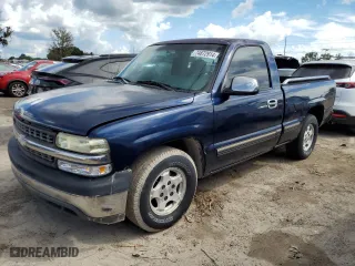 2000 Chevrolet Silverado 1500 with VIN 1GCEC14V1YZ223423, listed as a Copart auction lot 74872914 with 0 mi miles and Salvage Title. Bid and sale history available at carsss.com. Image 1.