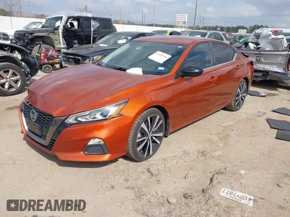 2021 Nissan Altima 2.5 SR with VIN 1N4BL4CV0MN356915, listed as a IAAI auction lot 41528599 with 35,070 mi miles. Bid and sale history available at carsss.com. Image 2.