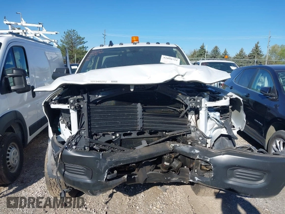 2019 Ram 2500 Tradesman with VIN 3C6MR5AJ4KG651441, listed as a IAAI auction lot 42090751 with 82,213 mi miles. Bid and sale history available at carsss.com. Image 14.