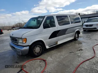 2002 Ford Econoline Cargo with VIN 1FDRE14WX2HB48802, listed as a Copart auction lot 44194335 with 140,559 mi miles and Clean Title. Bid and sale history available at DreamBid. Image 1.