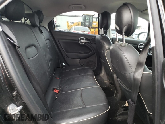 2018 FIAT 500X Lounge with VIN ZFBCFXDB3JP661226, listed as a Copart auction lot 78283264 with 101,698 mi miles and Salvage title. Bid and sale history available at DreamBid. Image 11.