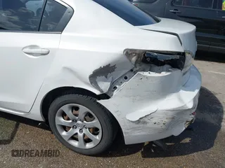 2013 Mazda Mazda3 i Sport with VIN JM1BL1U73D1764244, listed as a IAAI auction lot 41918487 with 94,620 mi miles. Bid and sale history available at carsss.com. Image 6.