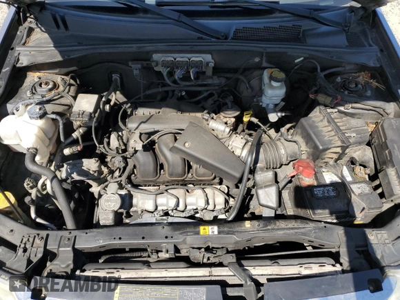 2008 Ford Escape XLT with VIN 1FMCU93178KD13844, listed as a Copart auction lot 59428785 with 257,847 mi miles and Salvage title. Bid and sale history available at DreamBid. Image 12.