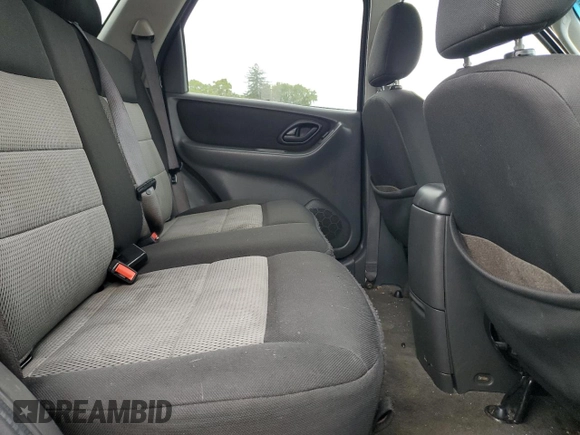 2007 Ford Escape XLT with VIN 1FMCU93137KA61122, listed as a Copart auction lot 70462084 with 186,451 mi miles and Salvage Title. Bid and sale history available at carsss.com. Image 10.