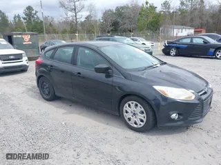 2012 Ford Focus SE with VIN 1FAHP3K2XCL332177, listed as a IAAI auction lot 41724839 with 178,779 mi miles. Bid and sale history available at carsss.com. Image 1.
