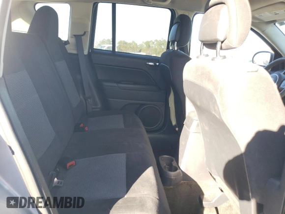 2017 Jeep Compass Sport with VIN 1C4NJCBBXHD118564, listed as a Copart auction lot 89397005 with 111,836 mi miles and Clean Title. Bid and sale history available at carsss.com. Image 11.