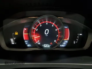 2016 Volvo V60 T5 z VIN YV4612HK9G1003635, wystawiony jako Copart lot #57914405 z przebiegiem 168 229 mil mil oraz Tytuł czysty. Historia ofert i sprzedaży dostępna na DreamBid. Obrazek 9.