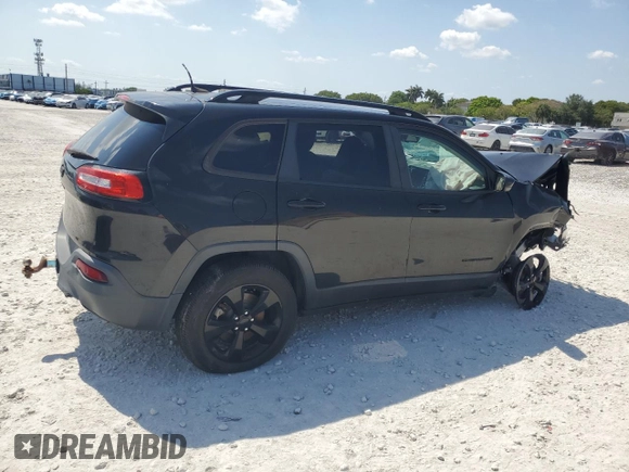 2016 Jeep Cherokee Latitude z VIN 1C4PJMCS4GW182129, wystawiony jako Copart lot #54051535 z przebiegiem 130 252 mil mil oraz Szkoda całkowita • Salvage title. Historia ofert i sprzedaży dostępna na DreamBid. Obrazek 3.
