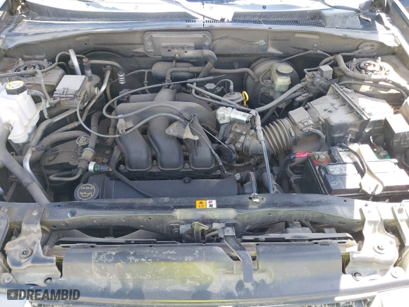 2001 Ford Escape XLT with VIN 1FMYU03141KF43980, listed as a IAAI auction lot 41989002 with 222,344 mi miles. Bid and sale history available at carsss.com. Image 10.
