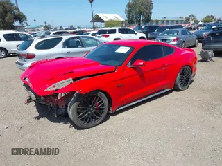 2015 Ford Mustang GT z VIN 1FA6P8CF3F5300153, wystawiony jako IAAI lot #42063561 z przebiegiem 93 882 mil mil oraz . Historia ofert i sprzedaży dostępna na DreamBid. Obrazek 18.