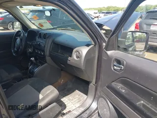 2014 Jeep Patriot High Altitude с VIN 1C4NJPFA4ED690637, выставлен на аукционе IAAI как лот 42446037 с пробегом 120 699 миль миль и . История ставок и продаж доступна на DreamBid. Изображение 5.