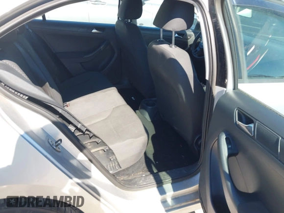 2012 Volkswagen Jetta S с VIN 3VW2K7AJ8CM306610, выставлен на аукционе IAAI как лот 42196396 с пробегом 158 597 миль миль и . История ставок и продаж доступна на DreamBid. Изображение 8.