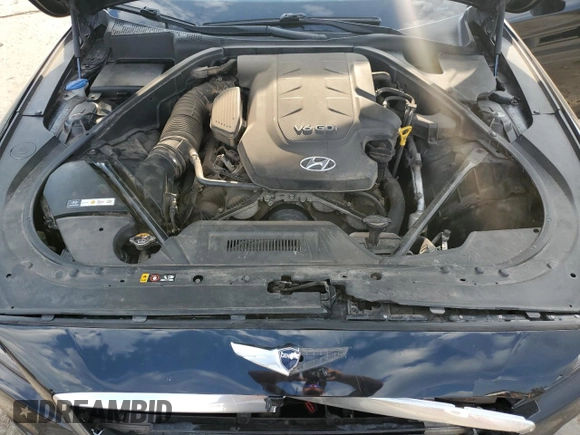 2015 Hyundai Genesis 3.8L with VIN KMHGN4JE3FU071370, listed as a Copart auction lot 68129914 with 131,112 mi miles and Salvage Title. Bid and sale history available at carsss.com. Image 12.