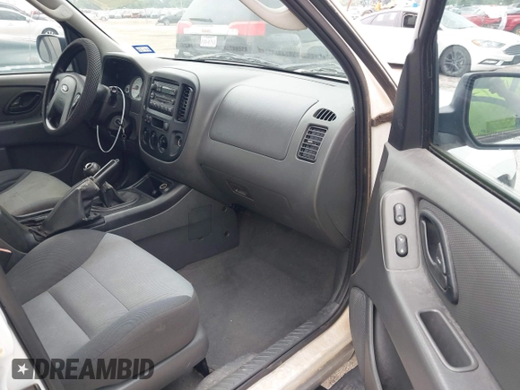2005 Ford Escape XLS Value with VIN 1FMYU92Z05KB22565, listed as a IAAI auction lot 42277844 with 170,665 mi miles and . Bid and sale history available at DreamBid. Image 5.