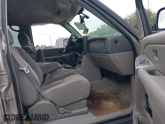 2005 Chevrolet Tahoe Z71 z VIN 1GNEC13T65R217426, wystawiony jako IAAI lot #42259153 z przebiegiem 257 179 mil mil oraz . Historia ofert i sprzedaży dostępna na DreamBid. Obrazek 5.