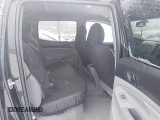 2011 Toyota Tacoma with VIN 3TMMU4FN8BM025440, listed as a IAAI auction lot 41246630 with 137,341 mi miles and . Bid and sale history available at DreamBid. Image 8.