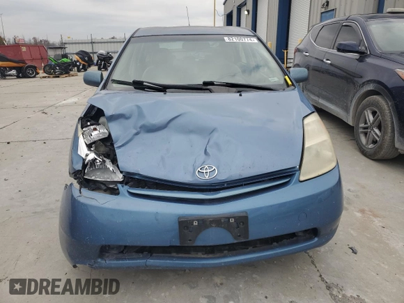 2005 Toyota Prius with VIN JTDKB22U250122672, listed as a Copart auction lot 82100774 with 220,589 mi miles and Salvage Title. Bid and sale history available at carsss.com. Image 5.
