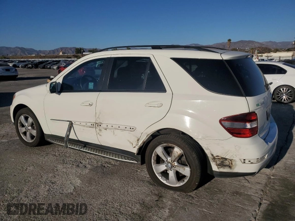 2009 Mercedes-Benz M 350 with VIN 4JGBB56E79A521240, listed as a Copart auction lot 80258664 with 47,969 mi miles and Salvage Title. Bid and sale history available at carsss.com. Image 2.