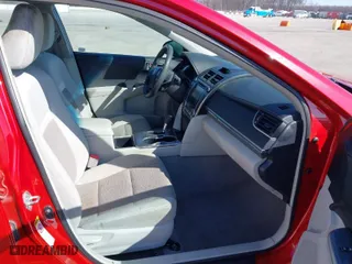 2013 Toyota Camry Hybrid LE with VIN 4T1BD1FK1DU077613, listed as a IAAI auction lot 41733735 with 171,233 mi miles. Bid and sale history available at carsss.com. Image 5.