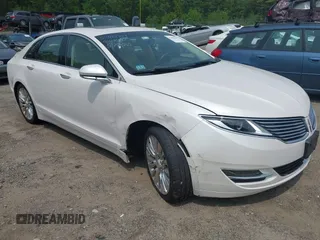 2015 Lincoln MKZ z VIN 3LN6L2G96FR625086, wystawiony jako IAAI lot #42406467 z przebiegiem 24 130 mil mil oraz . Historia ofert i sprzedaży dostępna na DreamBid. Obrazek 1.